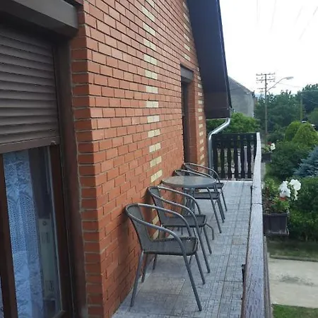 Royal Rose Smestaj * Bela Crkva (Banat)